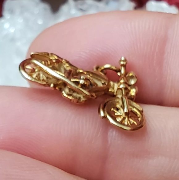 Vintage 14k Yellow Gold Motorcycle Bike Charm Pendant  2.49 GR Signed 3D BS1 - Picture 7 of 16